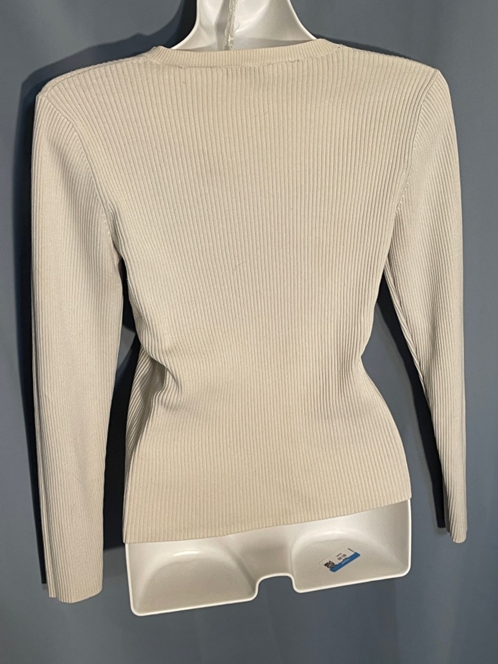 Moda International Ribbed V‑Neck Top - Cream - Picture 3 of 4